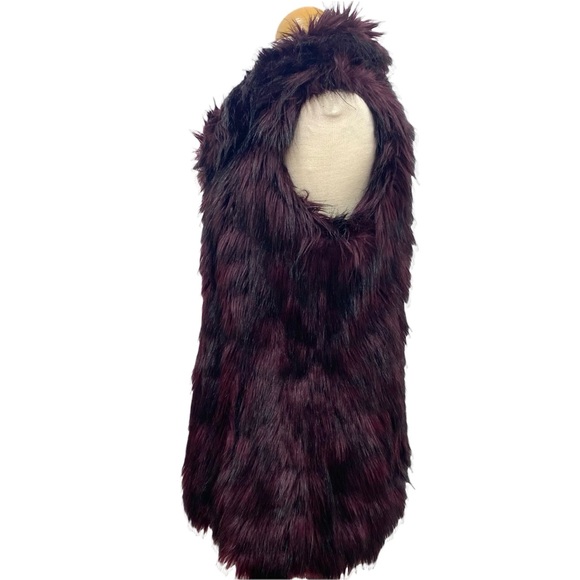ADRIENNE LANDAU Faux Fur Vest in Purple - Picture 5 of 9